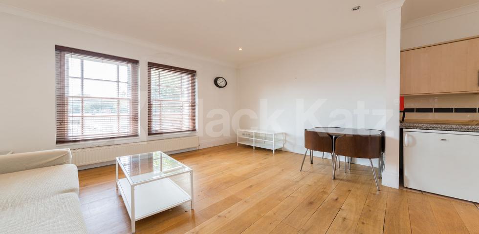 			FANTASTIC 1 BED IN A WELL MAINTAINED BUILDING, 1 Bedroom, 1 bath, 1 reception Flat			 Bridport Place , ISLINGTON-SHOREDITCH PARK 